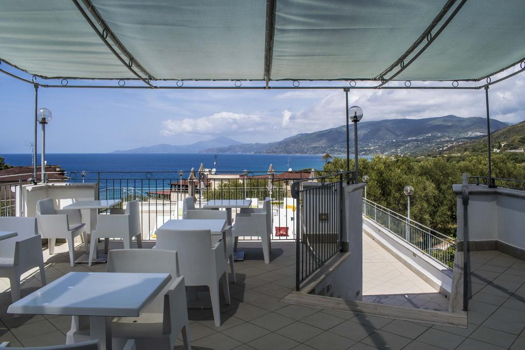 Hotel Baia Palinuro Extérieur photo