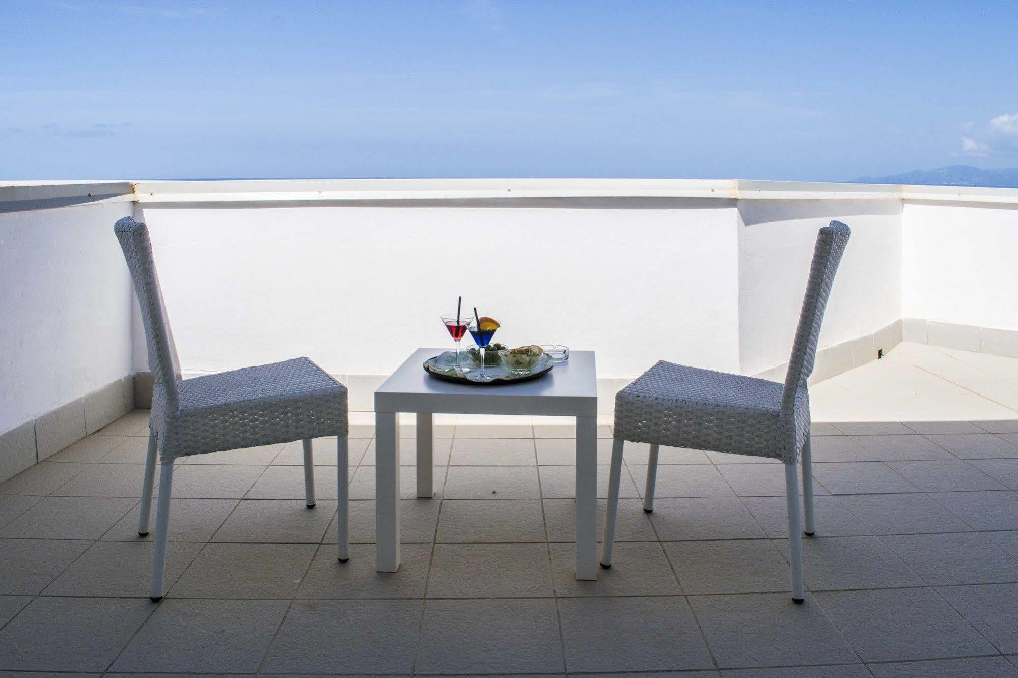 Hotel Baia Palinuro Extérieur photo