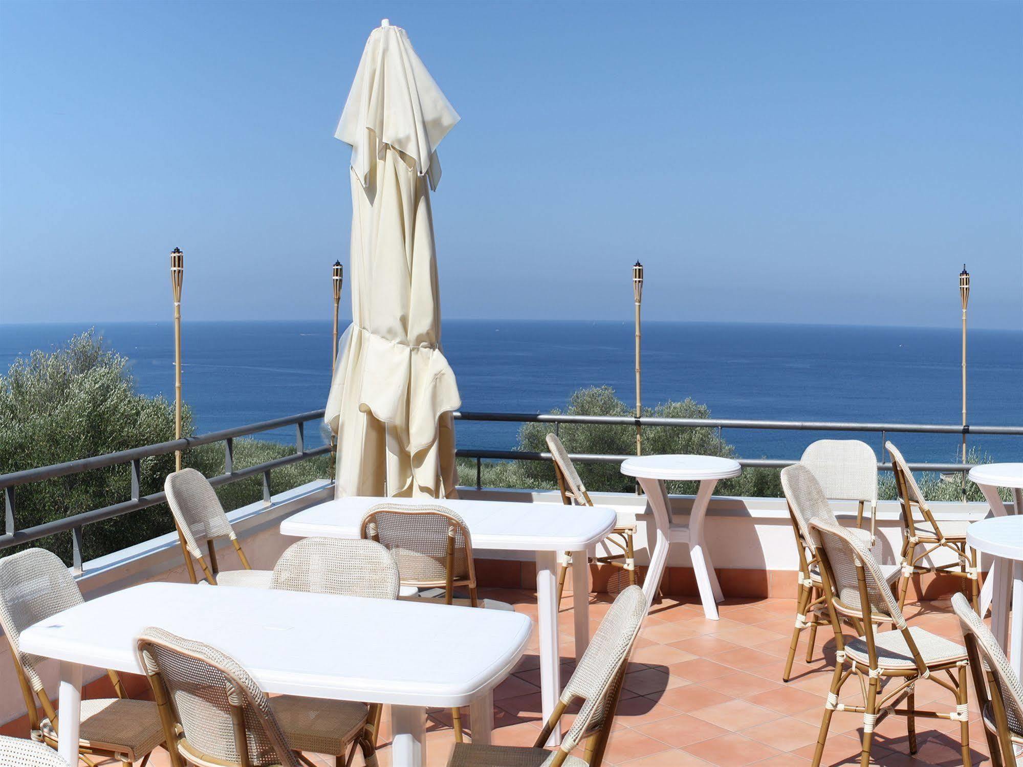 Hotel Baia Palinuro Extérieur photo